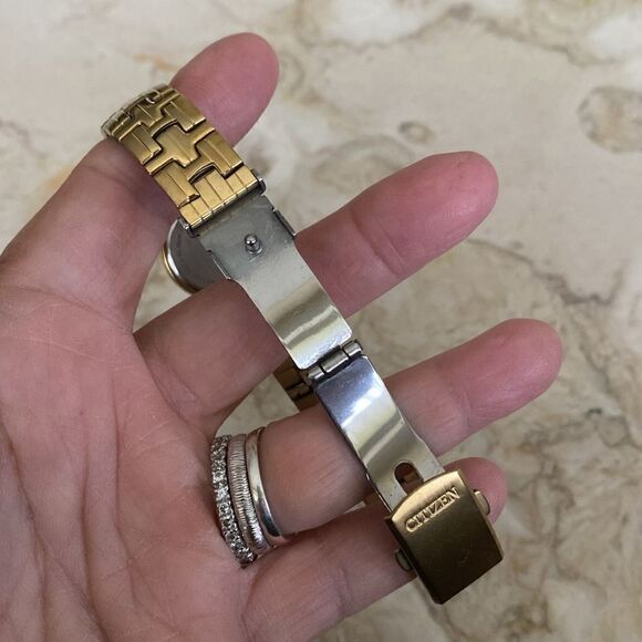 Citizen Gold Tone Quartz Watch - Picture 9 of 12